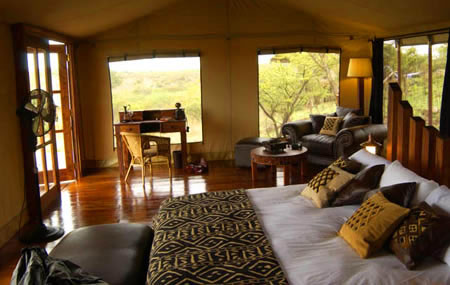 Serengeti Migration Camp interior